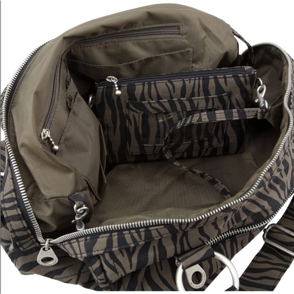 Baggalini - Zebra Print Women's Bag - Picture 3 of 7